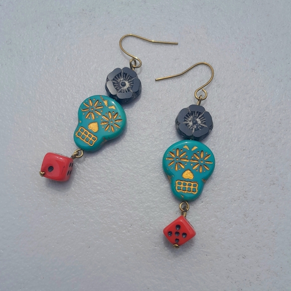 Handmade 'Quirky Skulls' Dangles - Picture 4 of 4